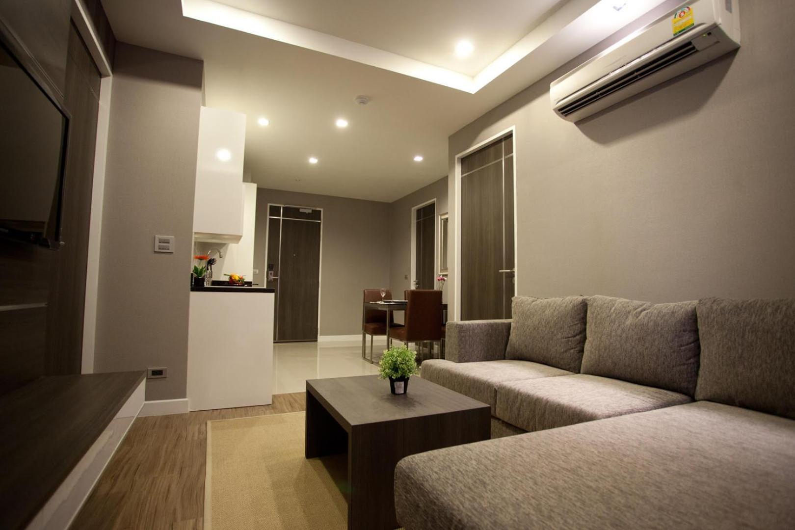 J Residence Thonglor 8 Bangkok Exterior photo