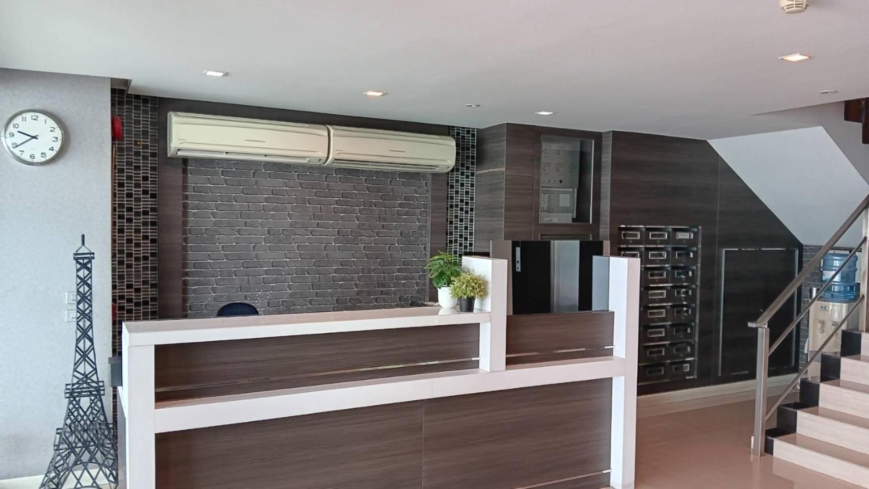J Residence Thonglor 8 Bangkok Exterior photo